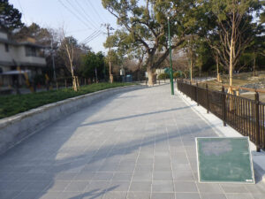鶴舞公園整備工事及び無名橋(昭和2)撤去工事(交替制)-3